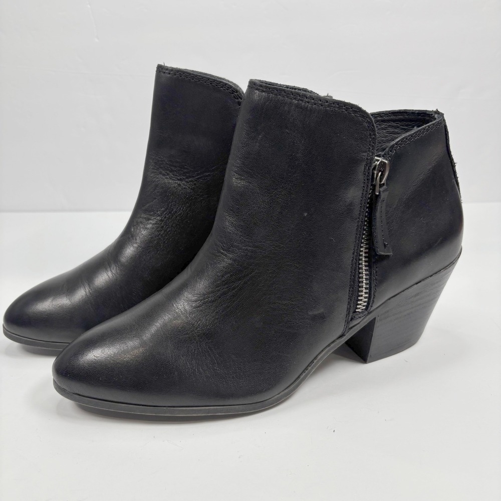 House of Harlow 1960 Women 8.5M Rita Ankle Boots Black Leather Block Heel Staple